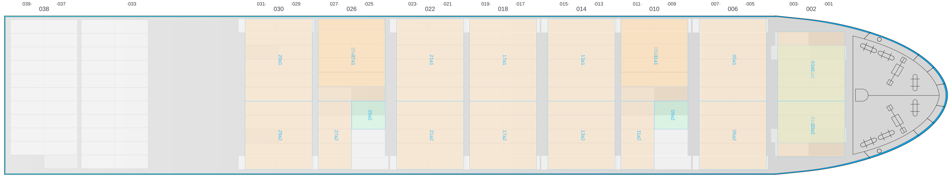 Deck view of MAERSK WAKAYAMA