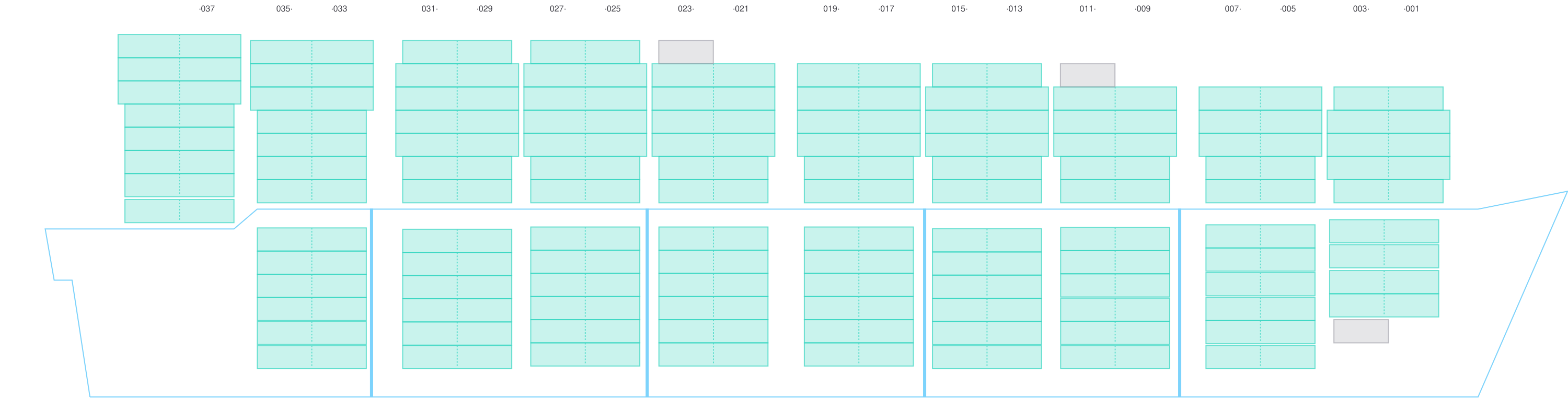 Side view of MAERSK CHATTOGRAM